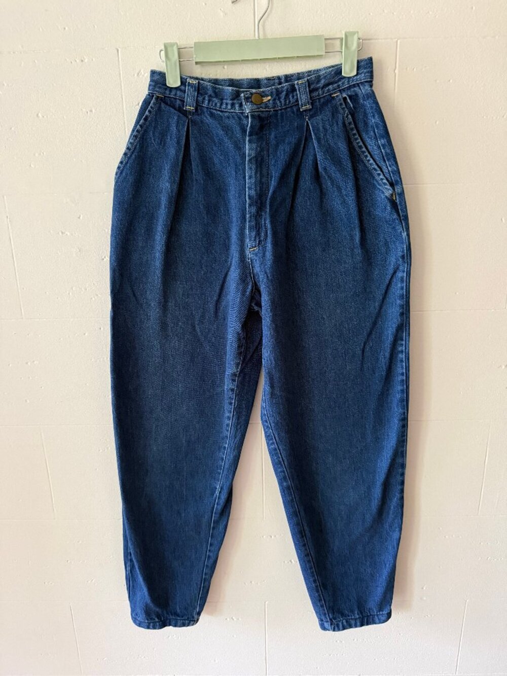 Lee | Vintage High Waisted Mom Tapered Jeans | Casual Denim | Size 26